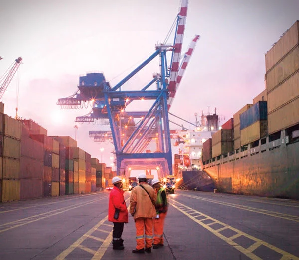 Port Operations and Cargo Handling