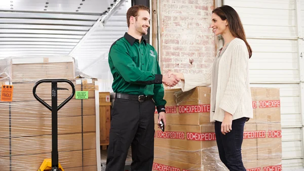 Expedited LTL Delivery and Customer Service